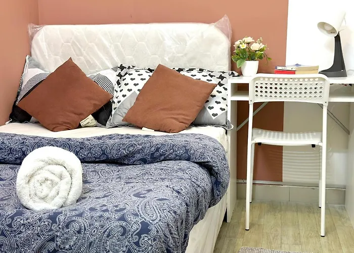Luxurious Partition Room In Tecom Near Internet City Metro Station