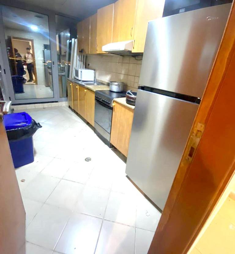 Homestay Luxurious Partition In Tecom Near Internet Metro Station *